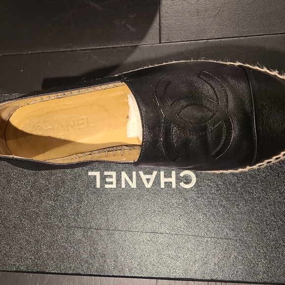Chanel Black Leather Espadrilles with Woven Trim - Picture 3 of 13